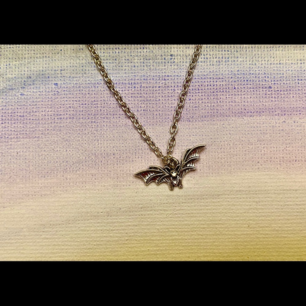 Bat necklace 🦇